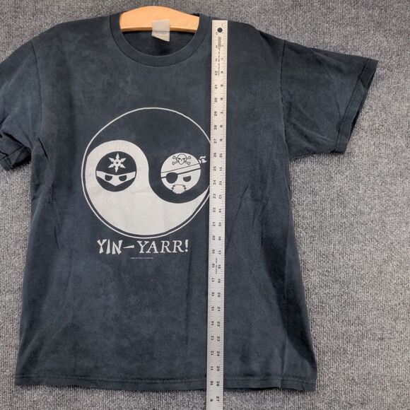 Pirate Vs. Ninja Men's Yin-Yarr! T-Shirt Black Large Embrace The Tao - Picture 12 of 14